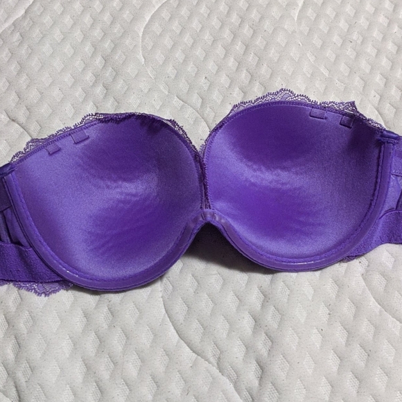LaSenza Lacey Strapless Bra - Picture 5 of 5